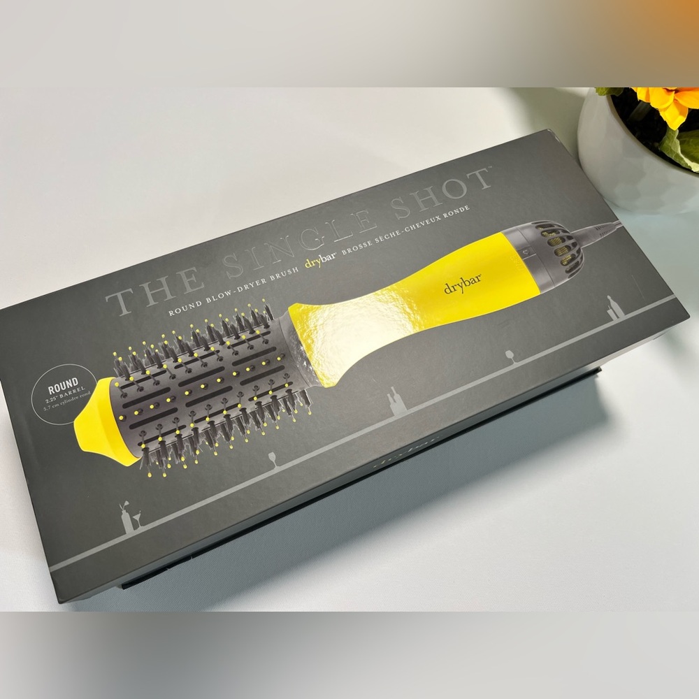 Drybar The Single Shot Round Blow-Dryer Brush